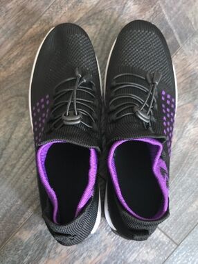 Women’s Black and Purple Knit Slip-On Sneakers